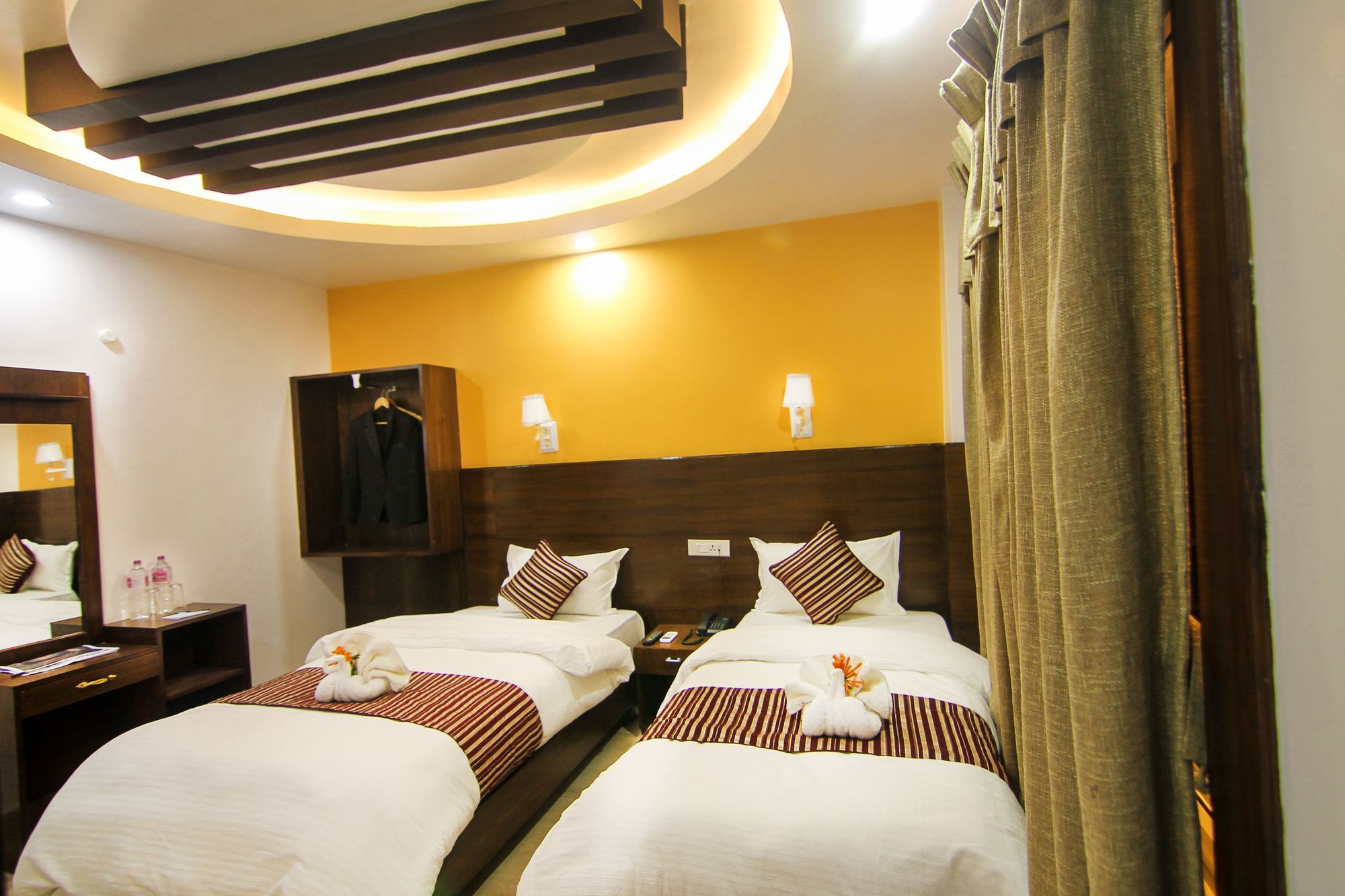 Hotel Lakeside Pokhara Eksteriør billede